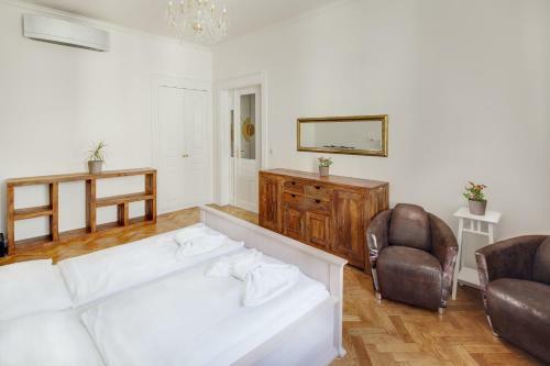 V Kolkovn? Old Town Apartment