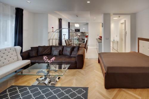 39 Dlouha Old Town Apartment