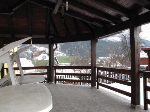 Hostal Pension Piatra Craiului