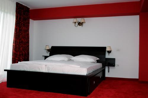 Hostal Pension Poiana Marului