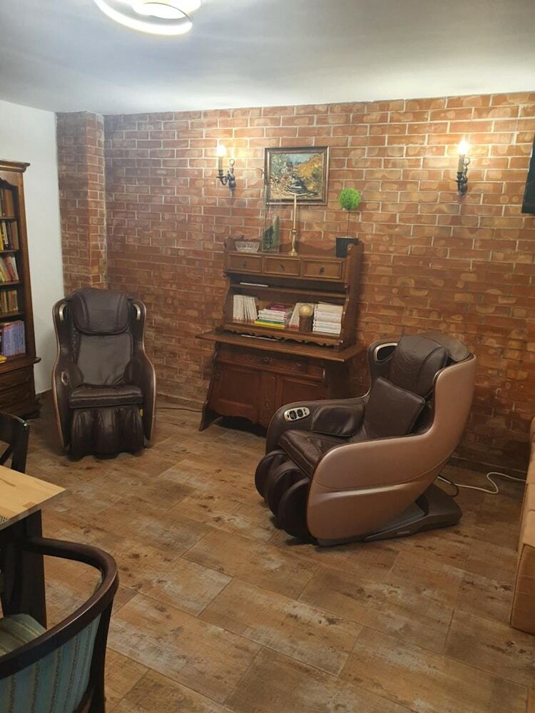 Hostal Pension Belleville