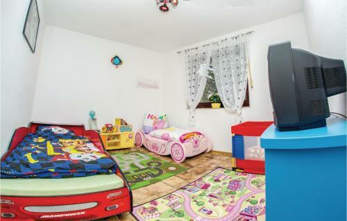 Three-bedroom Apartment In Frankenau