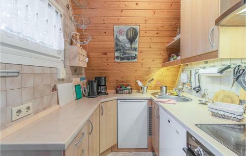 Awesome Home In Friedrichskoog With Wifi And 2 Bedrooms