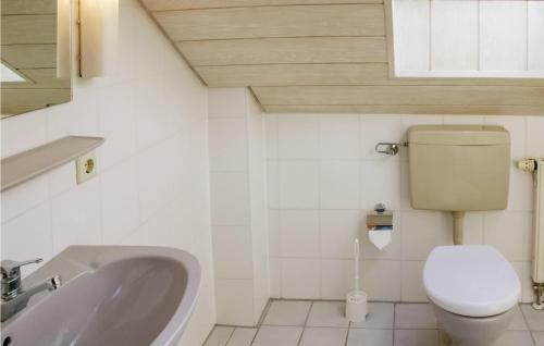Five-bedroom Holiday Home In Kirchheim