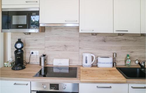 Awesome Apartment In Graal M�ritz W/ Wifi And 1 Bedrooms