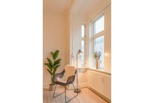 Bright And Spacious Apartment In Downtown �rhus