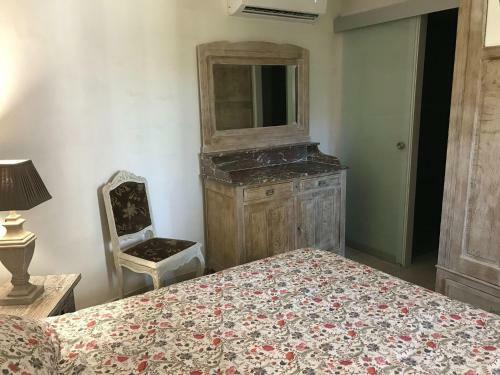 Charming Villa For 9 People Distributed Over 2 Floors, Private Pool
