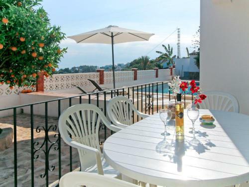Holiday Home Bellota - Mra236
