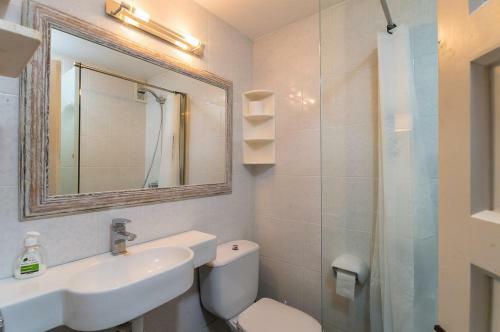 Calella de Palafrugell Apartment Sleeps 4 Pool