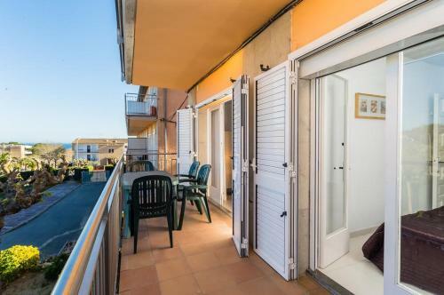 Calella de Palafrugell Apartment Sleeps 4 Pool