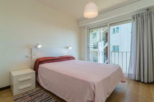 Calella de Palafrugell Apartment Sleeps 4