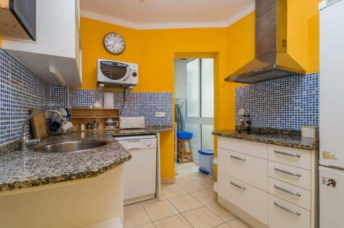 Calella de Palafrugell Apartment Sleeps 6 Pool
