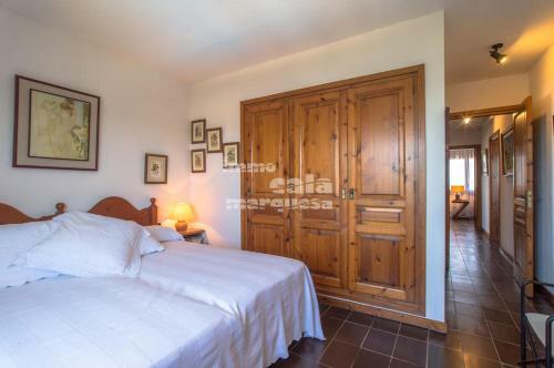 Calella de Palafrugell Apartment Sleeps 7 With Pool