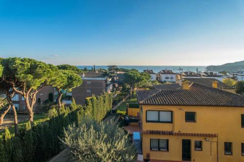 Calella de Palafrugell Holiday Home Sleeps 8 With Pool