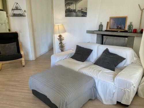 Apartment In Calella de Palafrugell Sleeps 6 With Pool