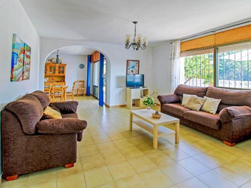 La Fustera Villa Sleeps 9 With Pool And Air Con