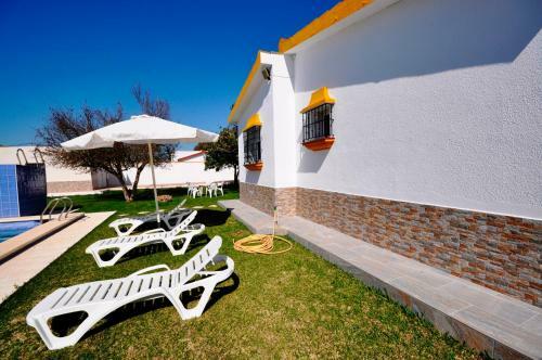 Villa Chalet Piscina Privada Solo Familias Y Parejas Chiclana