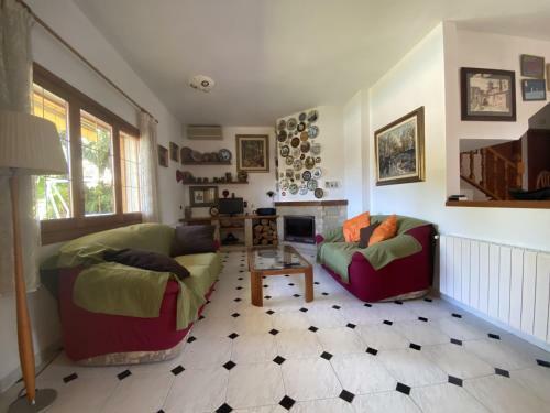 Th64 Villa Creixell For 10 People