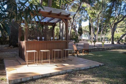 Santa Lucia Villa Sleeps 6 With Pool And Wifi