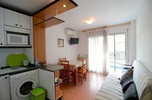 Apartamento Rocamaura IV 1-8