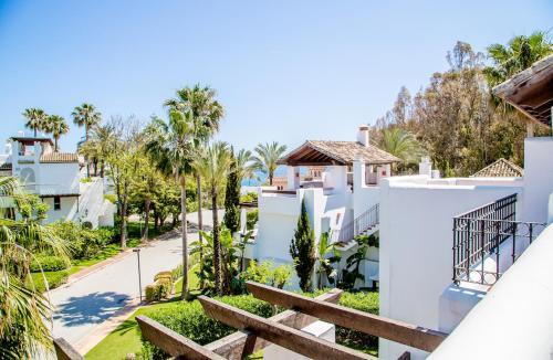 Apartamento Luxury Duplex Penthouse Alcazaba Beach - Rdr157