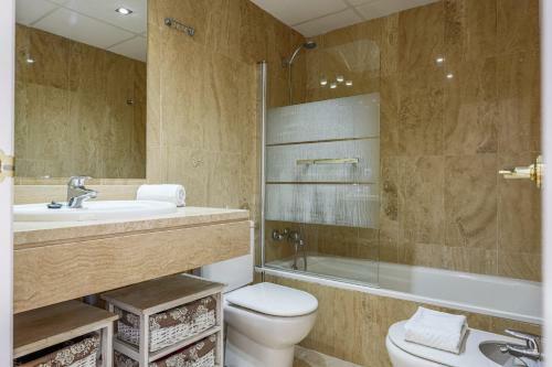 Fant�stica Casa-piscina Comunitaria Y Jard�n 8px