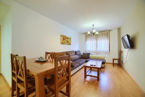 Apartment With One Bedroom In Gudar With Wifi