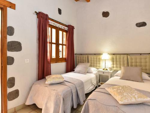 Luxurious Villa In Ingenio With Swimming Pool