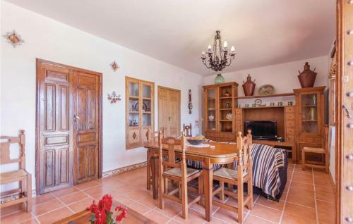 Eight-bedroom Holiday Home In Iznajar