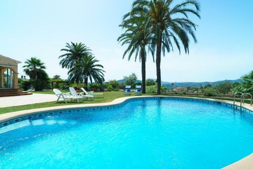 Villa Cantallops