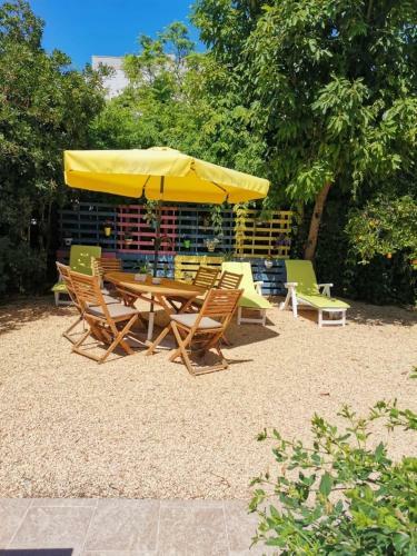 Immaculate 3-bed Villa In Xabia