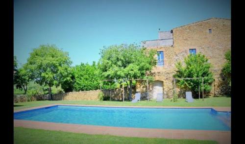 Villa In La Bisbal Sleeps 4 Includes Swimming Pool