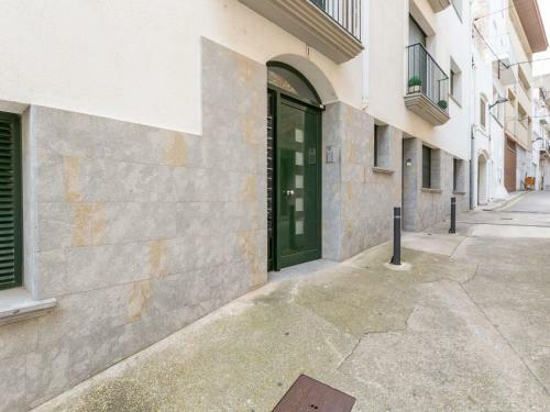 Welcoming Apartment Situated Only 25m From Escala Beach!