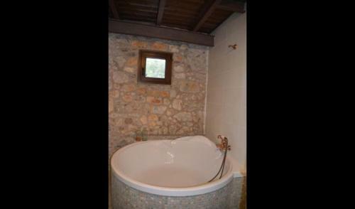 Villa In La Nou de Bergueda Sleeps 4 With Pool