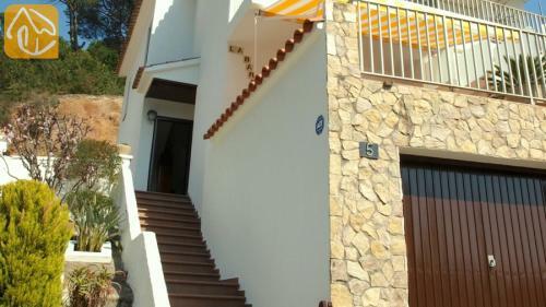 Lloret de Mar Villa Sleeps 6 Pool Wifi
