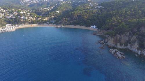 Happy Camp Mobile Homes In Camping Cala Canyelles