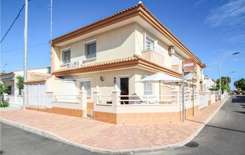 Three-bedroom Holiday Home In Lo Pagan