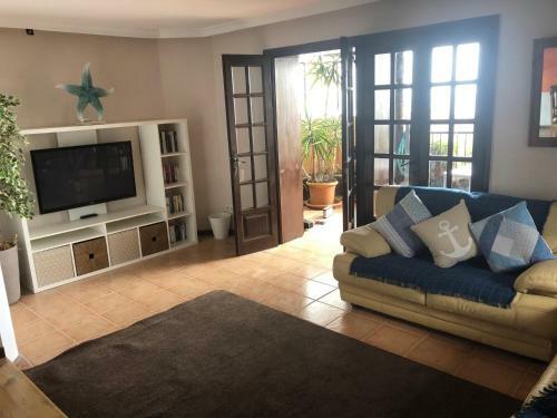 Immaculate 3-bed House With A Sea View In Macher