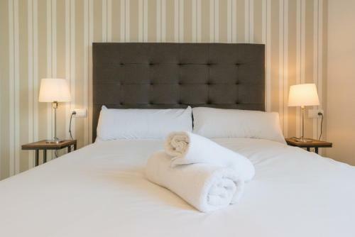 Urbe10 Premium Atarazanas 4 Bedrooms Apartment