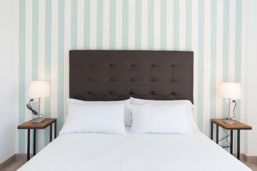 Urbe10 Atarazanas 2 Bedrooms Apartment