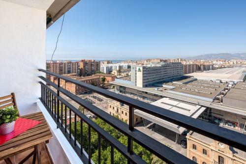 Malaga Station Apartment By Rafleys