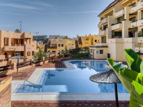 Comfortable Apartment In Manilva With Swimming Pool