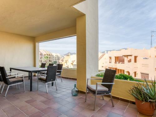 Comfortable Apartment In Manilva With Swimming Pool