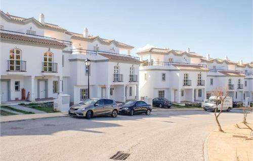 Three-bedroom Holiday Home In Manilva