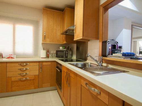 Apartamento de 2 Dormitorios En Las Mimosas