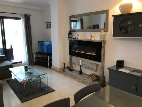 2 Bed Apartment In San Pedro Marbella
