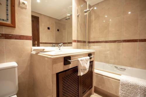 Cozy Holiday Apartment In 1 Line Beach Complex With Swimming Pool