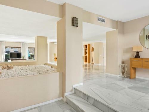 Luxury Villa 6 Puerto Banus