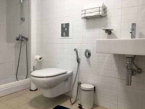 Renovated Apartment Near The Beach