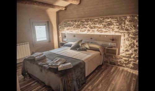 Montmajor Villa Sleeps 14 With Pool And Air Con